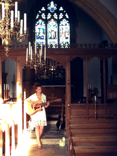 Rosie Hodgson and Rowan Piggott Folk Singers Fiddle Guitar The Wilderness Yet Church